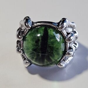 Silver Tone Green Eye Adjustable Dragon Eye Ring